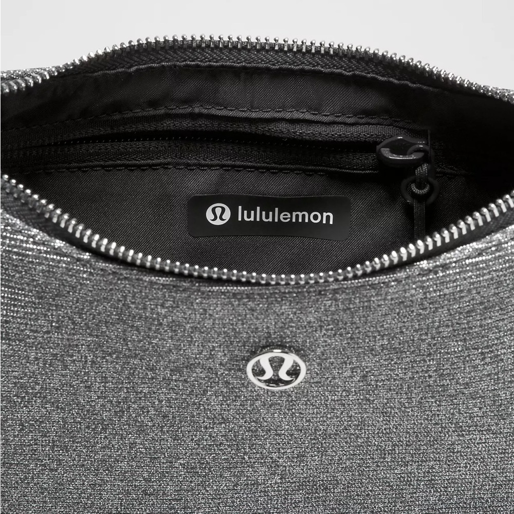 NWT Lululemon Athletica City Essentials Small Shoulder/Crossbody Glitter Bag - Picture 4 of 5